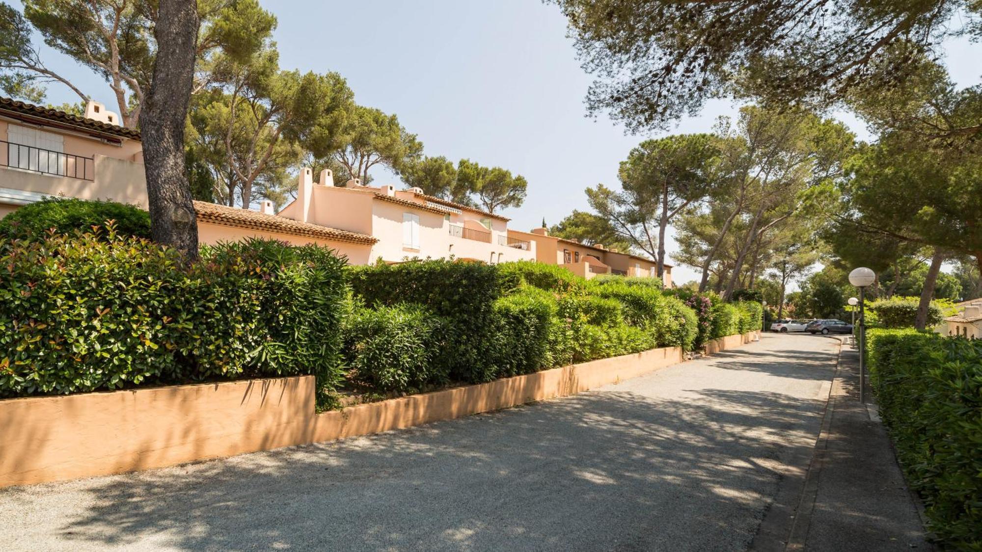 Residence Partenaire Le Domaine De Garlande กาวาแลร์-ซูร์-แมร์ ภายนอก รูปภาพ